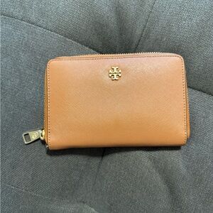 Tory Burch wallet